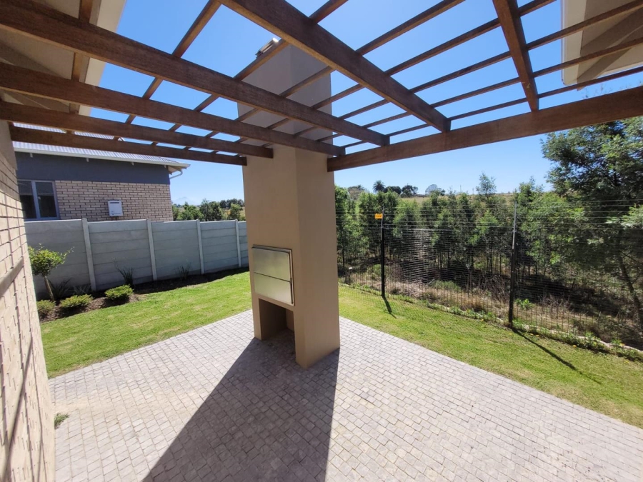 3 Bedroom Property for Sale in Mooikloof Country Estate Western Cape